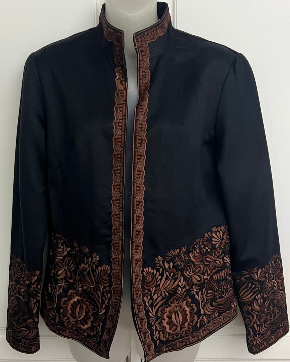 Coldwater Creek Black Jacket/Blazer with Brown Floral Embroidery Size 10